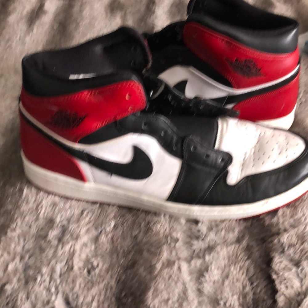 Jordan 1 shoes 100 percent authentic